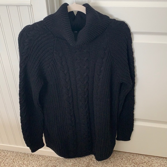 Gap Cable Knit Maternity Sweater - Picture 1 of 4